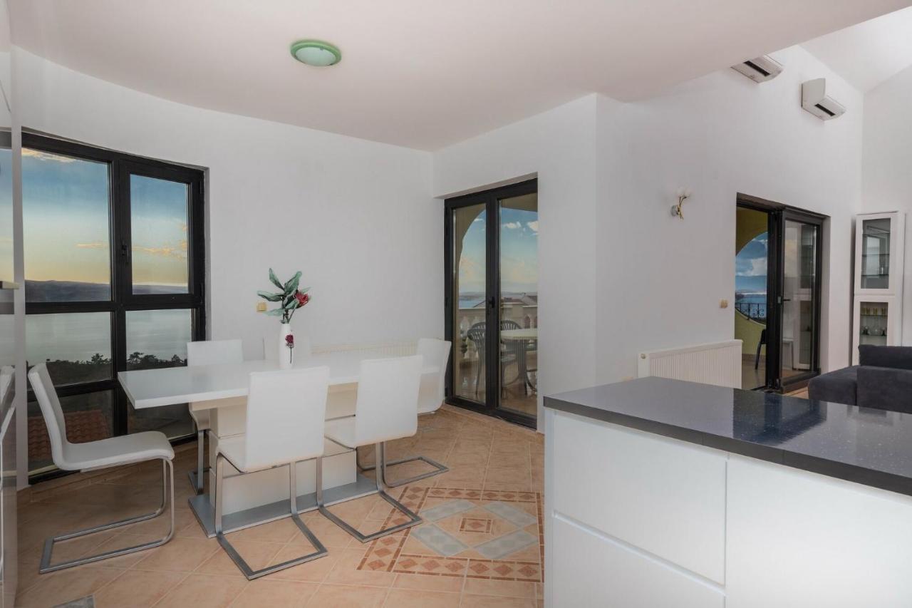 Vila Sani Crikvenica Exterior foto