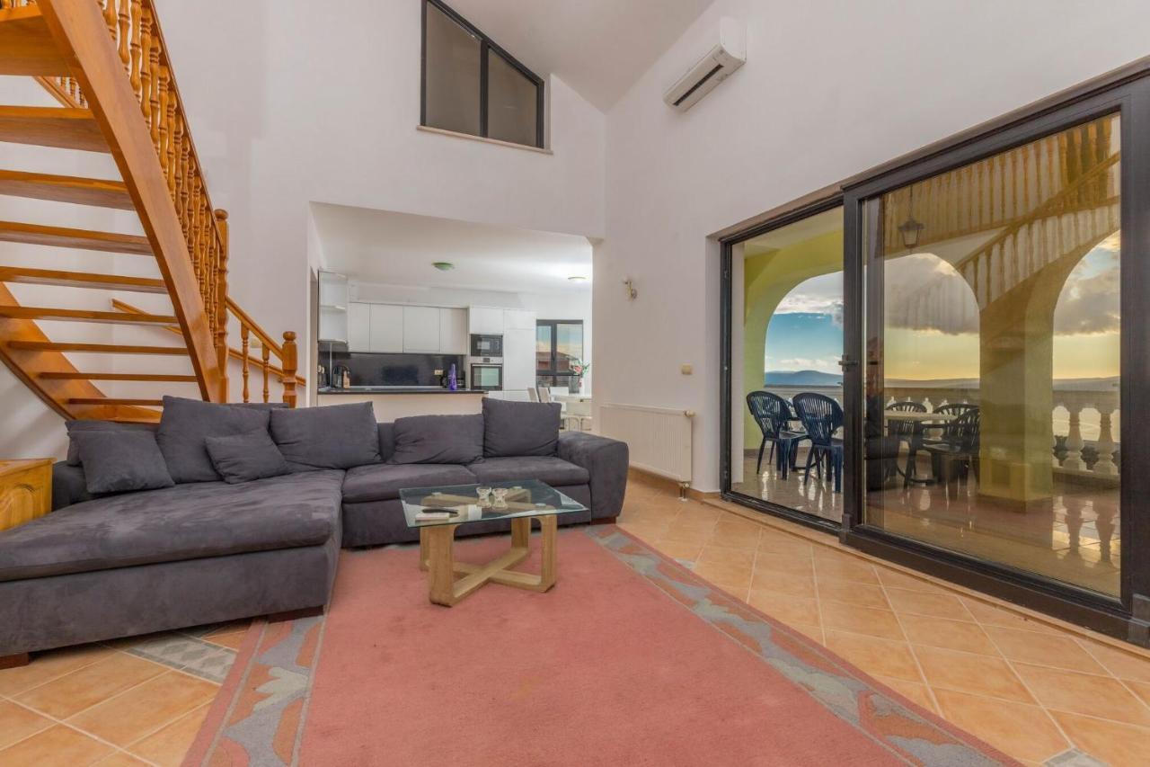Vila Sani Crikvenica Exterior foto